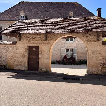 Au Charme Du Foulon 3*
