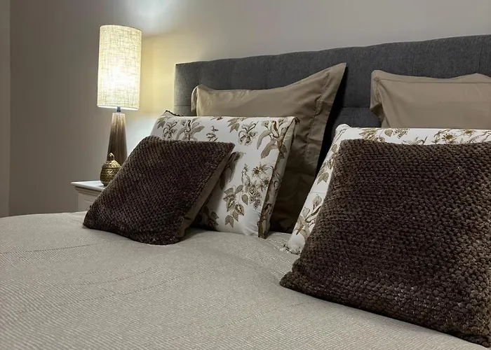 Au Charme Du Foulon 3*