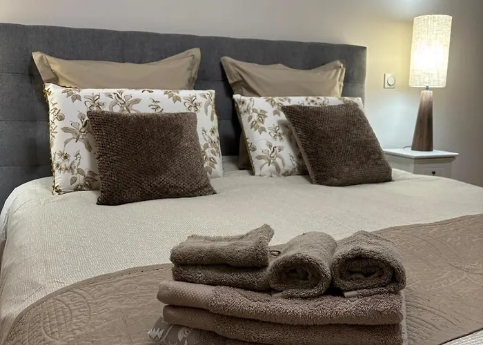 Au Charme Du Foulon 3* Chaumont (Haute-Marne)